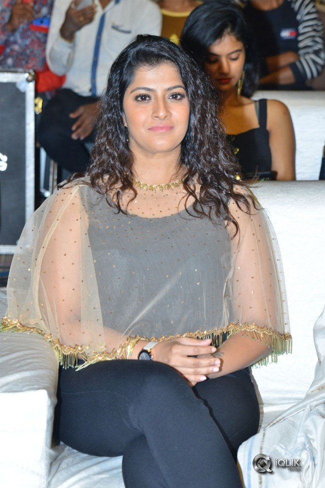 Varalaxmi-Sarathkumar-at-Pandem-Kodi-2-Prerelease-Event-Photos